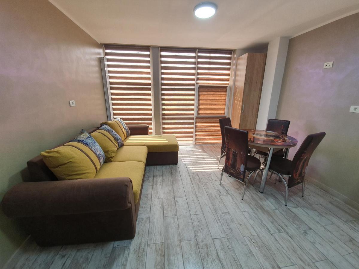 Apartament Negris Birlad Luaran gambar